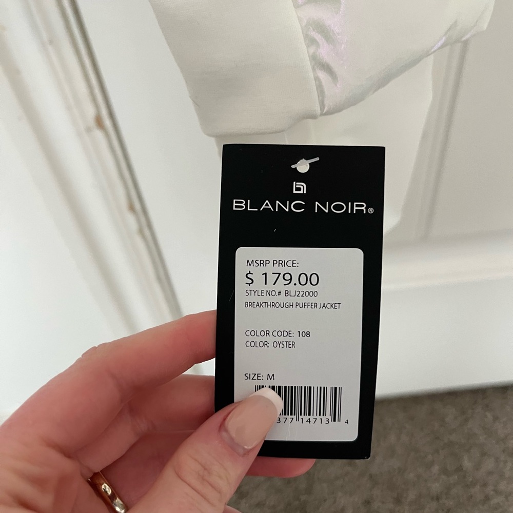 Blanc Noir Brand New Light Puffer Jacket